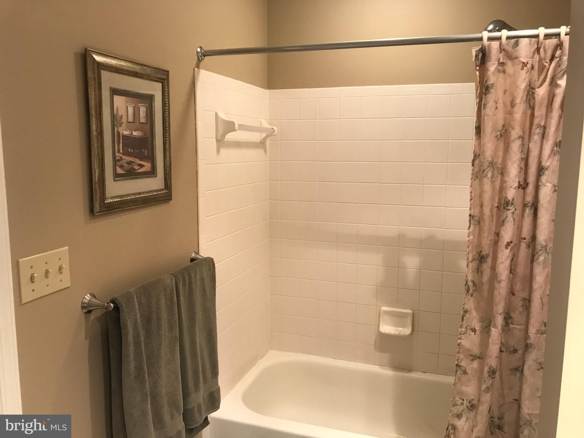 BROOKE MANOR FARMS - Residential