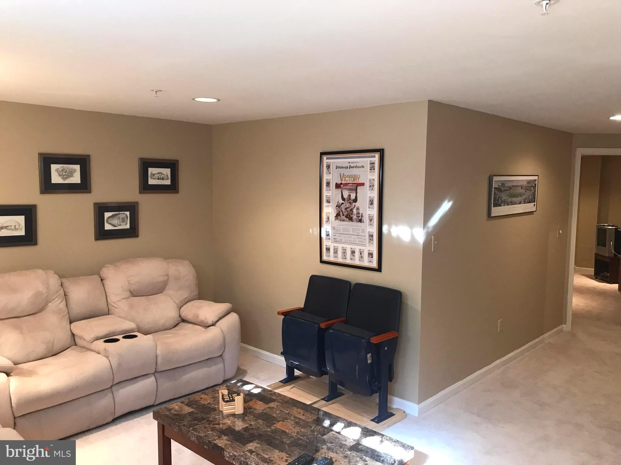 BROOKE MANOR FARMS - Residential