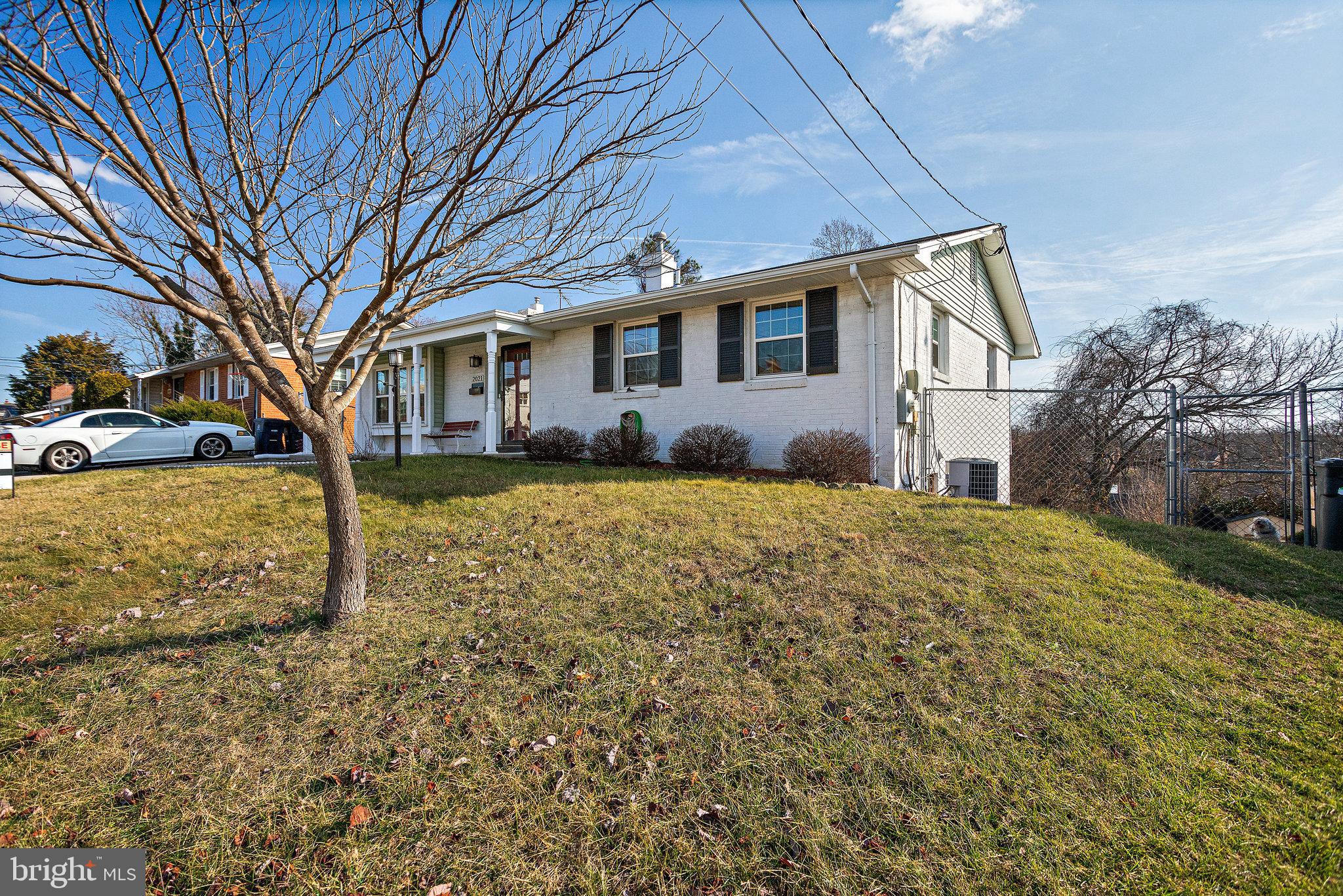 HILLCREST HEIGHTS - Residential Lease