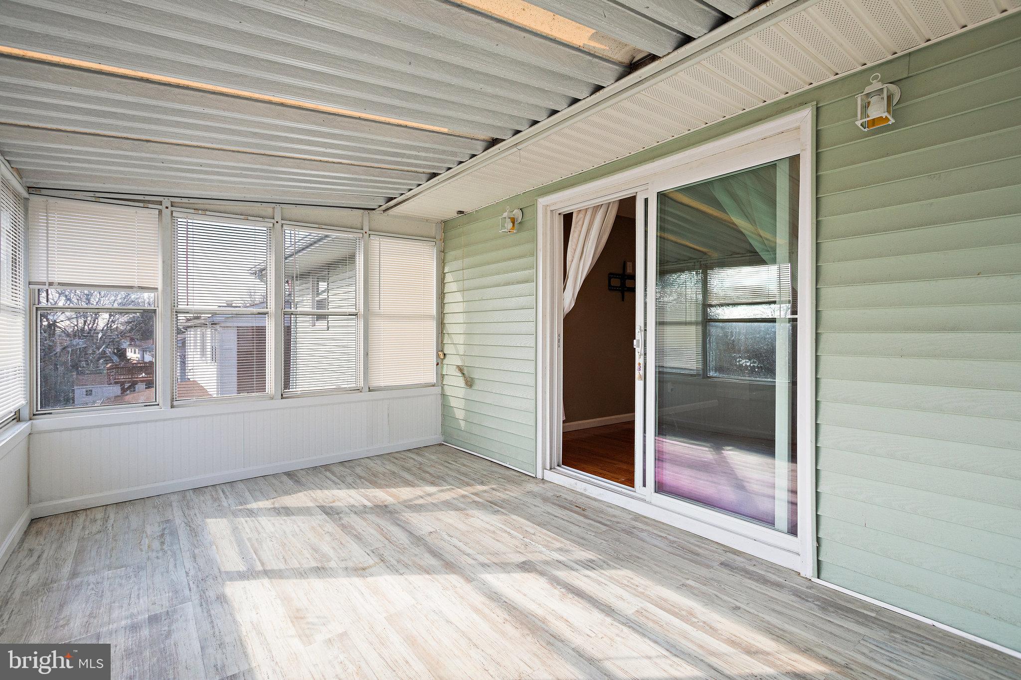 HILLCREST HEIGHTS - Residential Lease