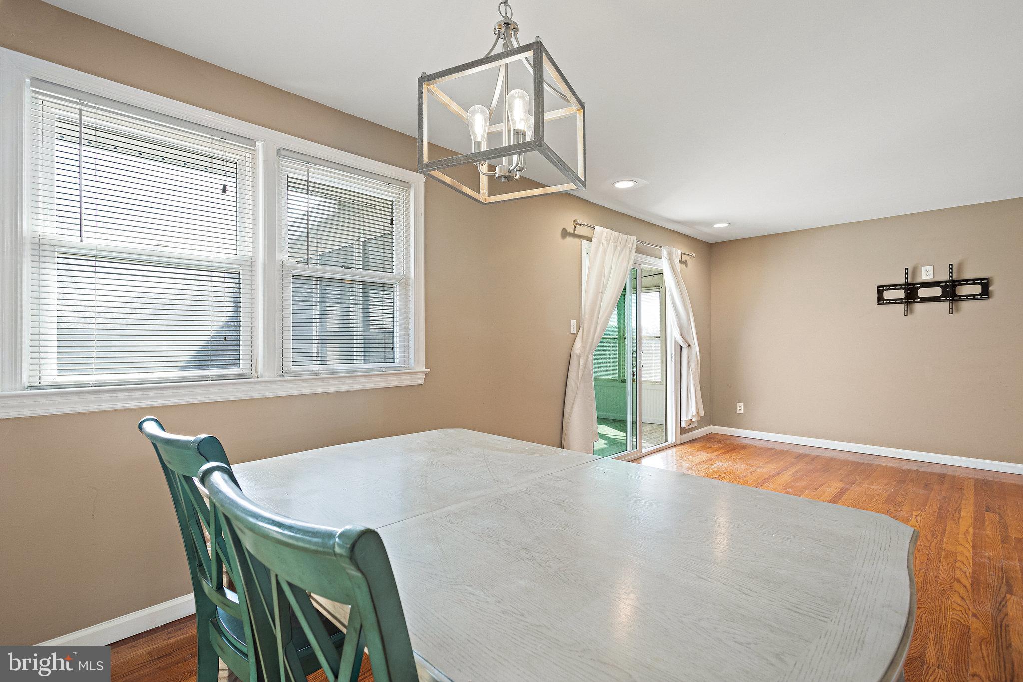 HILLCREST HEIGHTS - Residential Lease