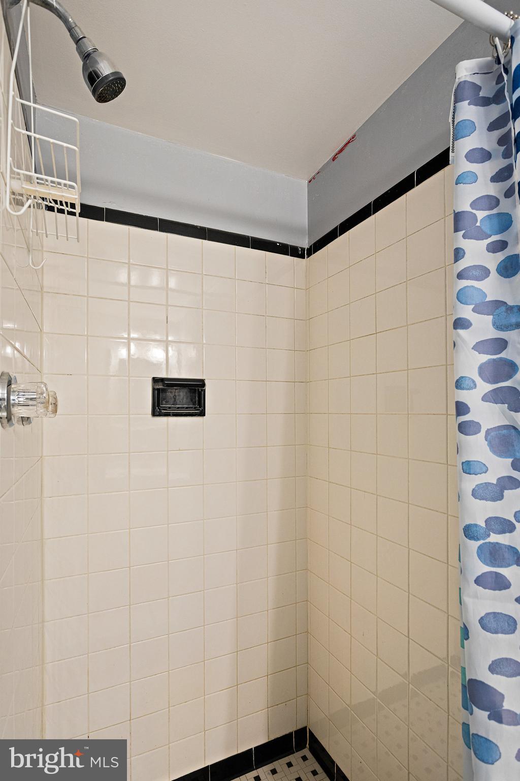 HILLCREST HEIGHTS - Residential Lease