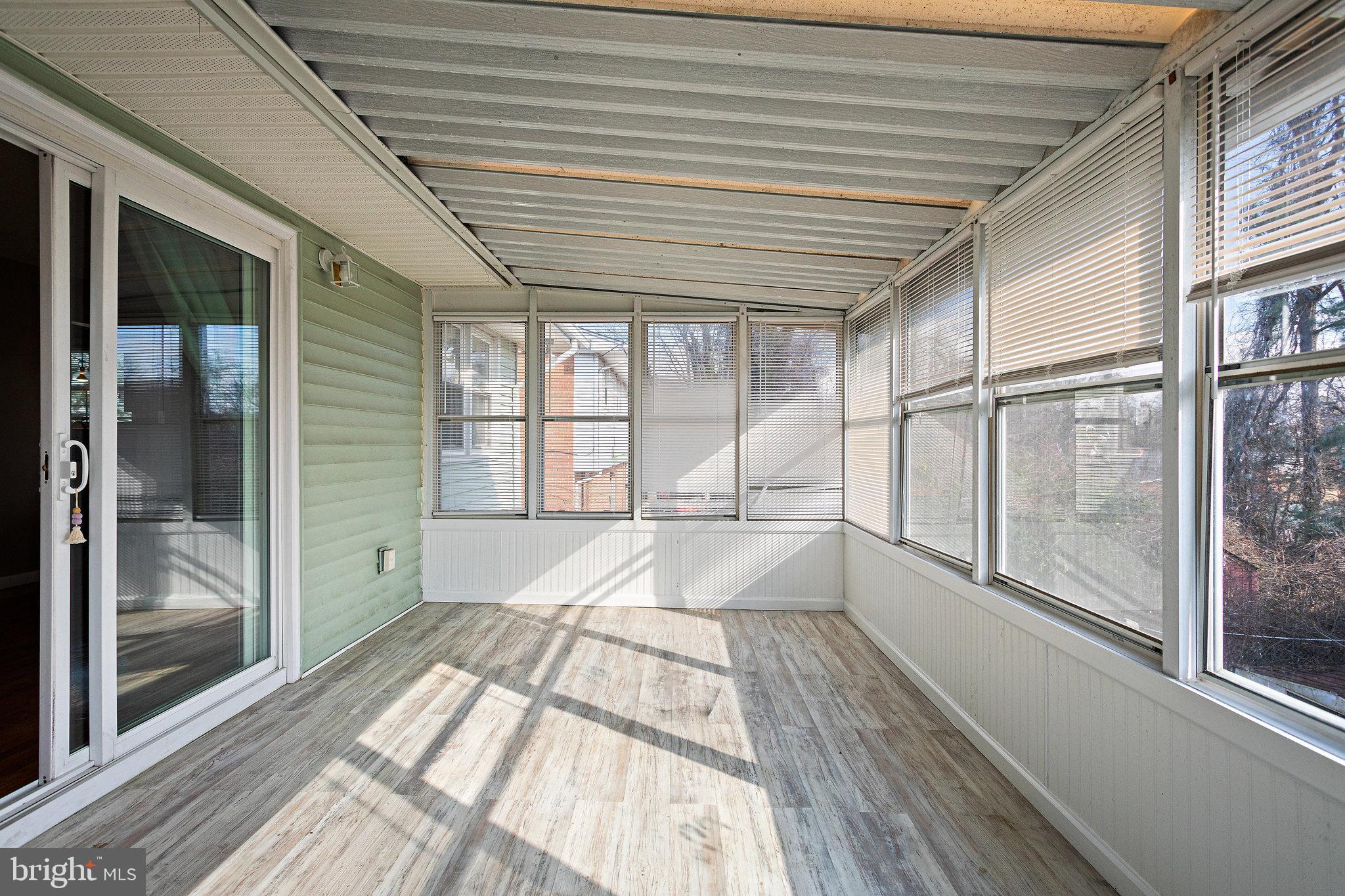 HILLCREST HEIGHTS - Residential Lease