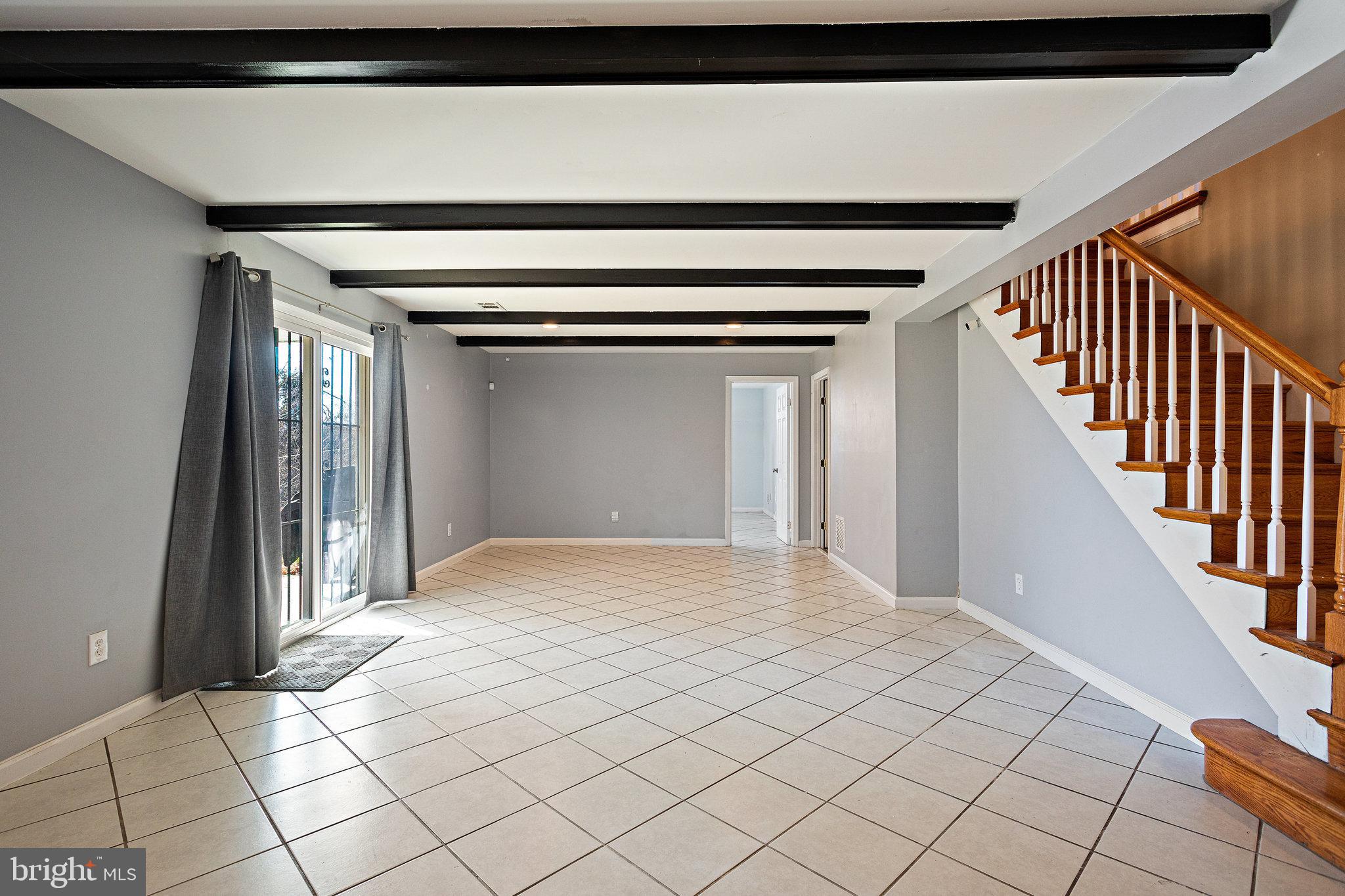 HILLCREST HEIGHTS - Residential Lease