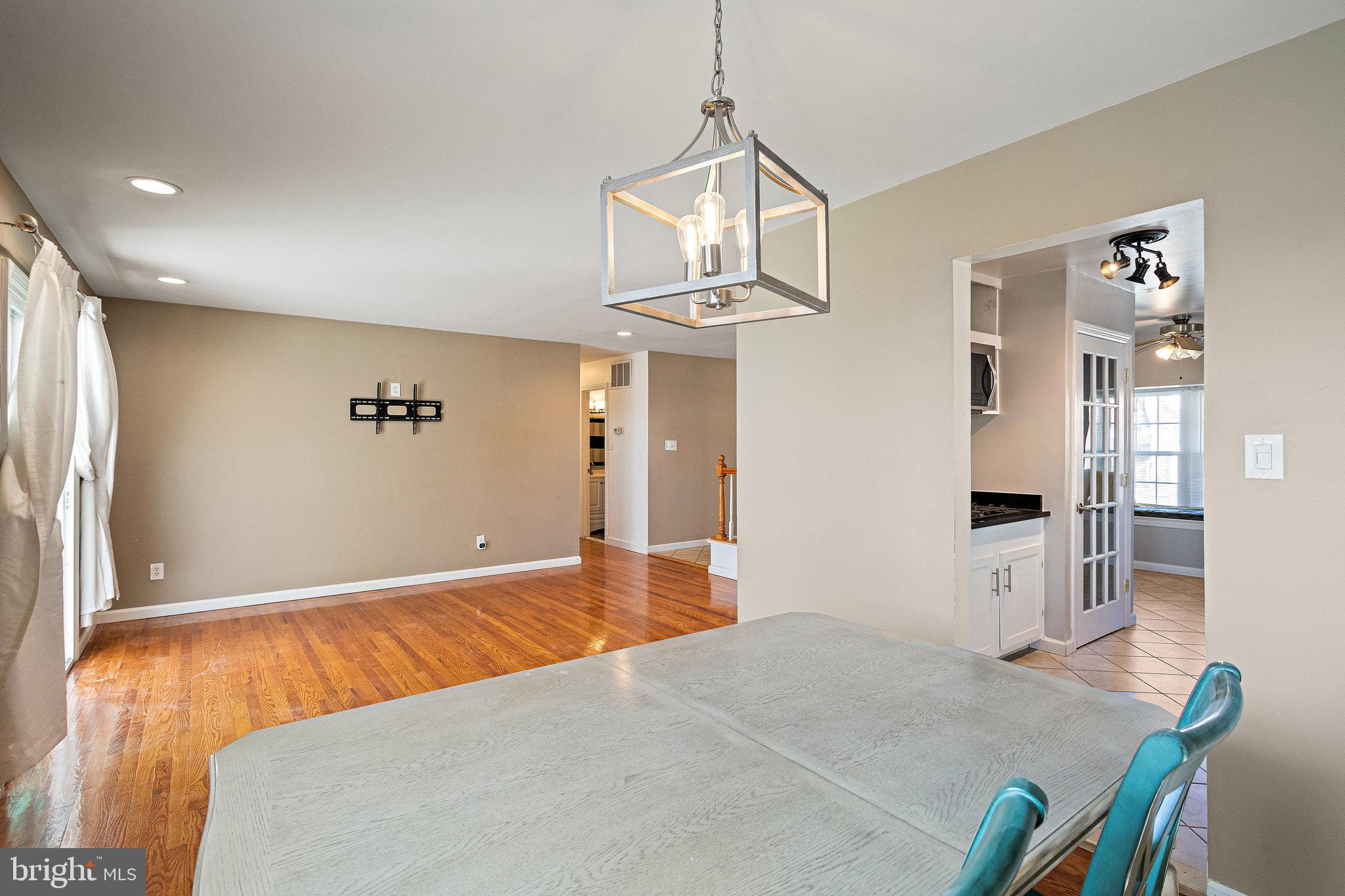 HILLCREST HEIGHTS - Residential Lease