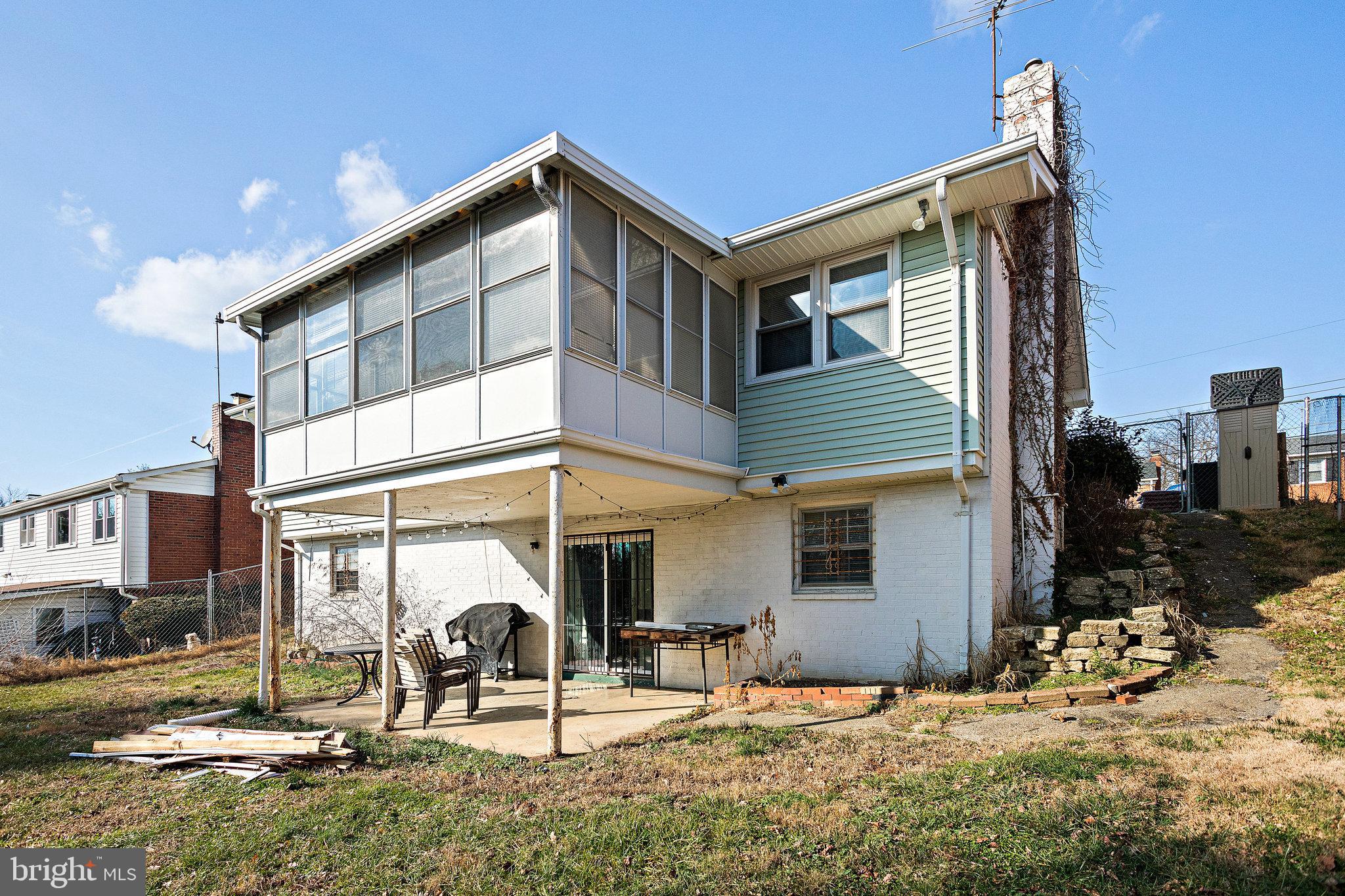 HILLCREST HEIGHTS - Residential Lease