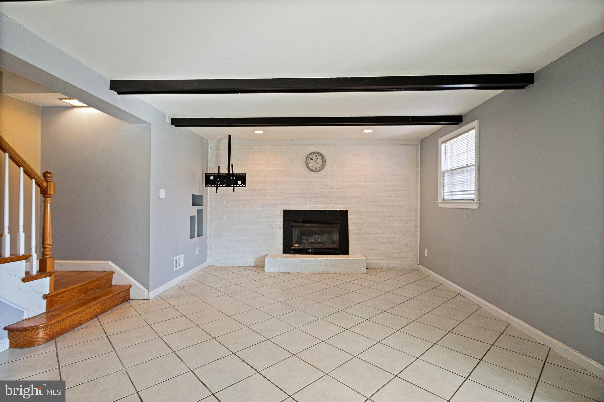 HILLCREST HEIGHTS - Residential Lease