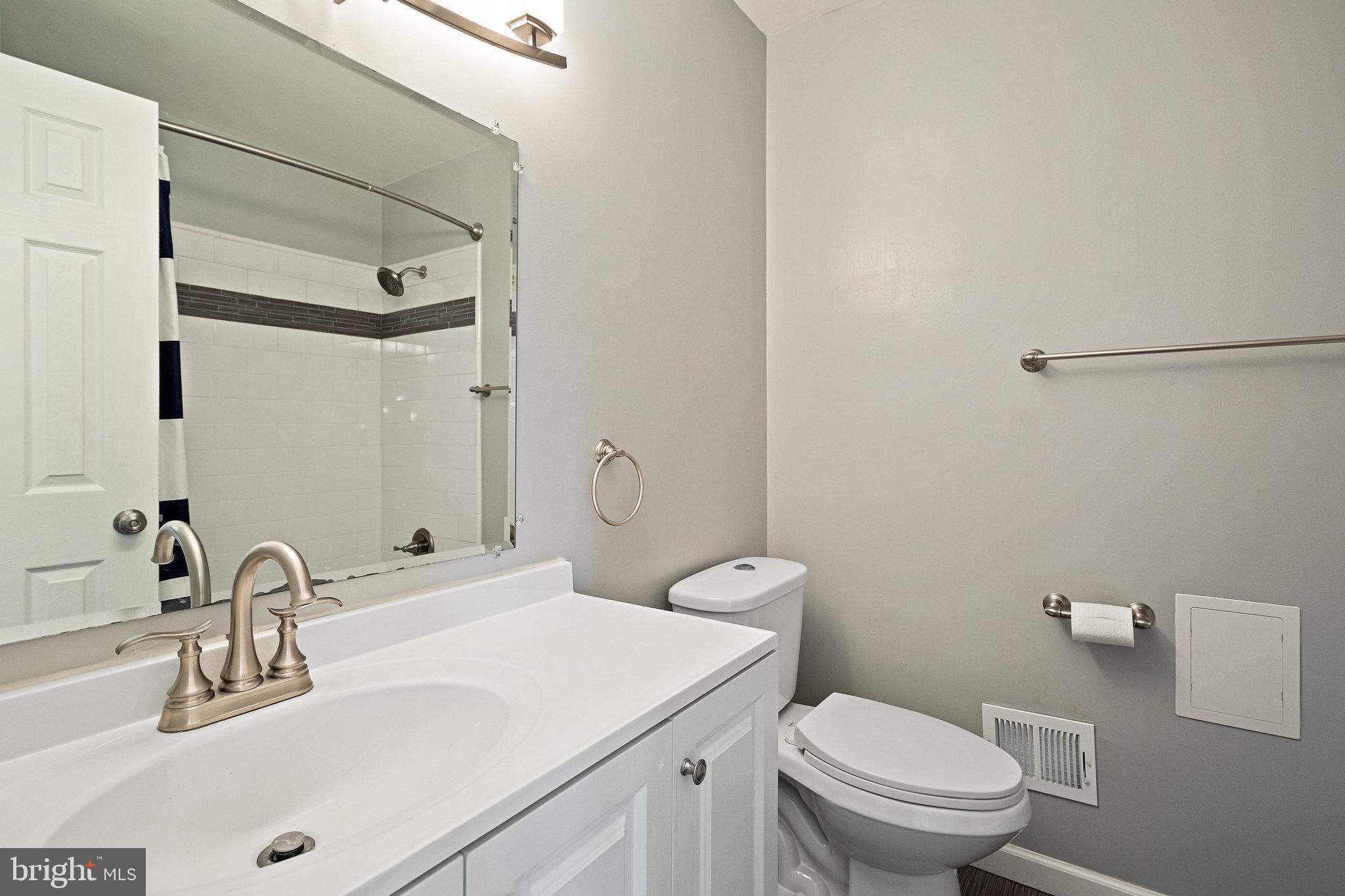 HILLCREST HEIGHTS - Residential Lease