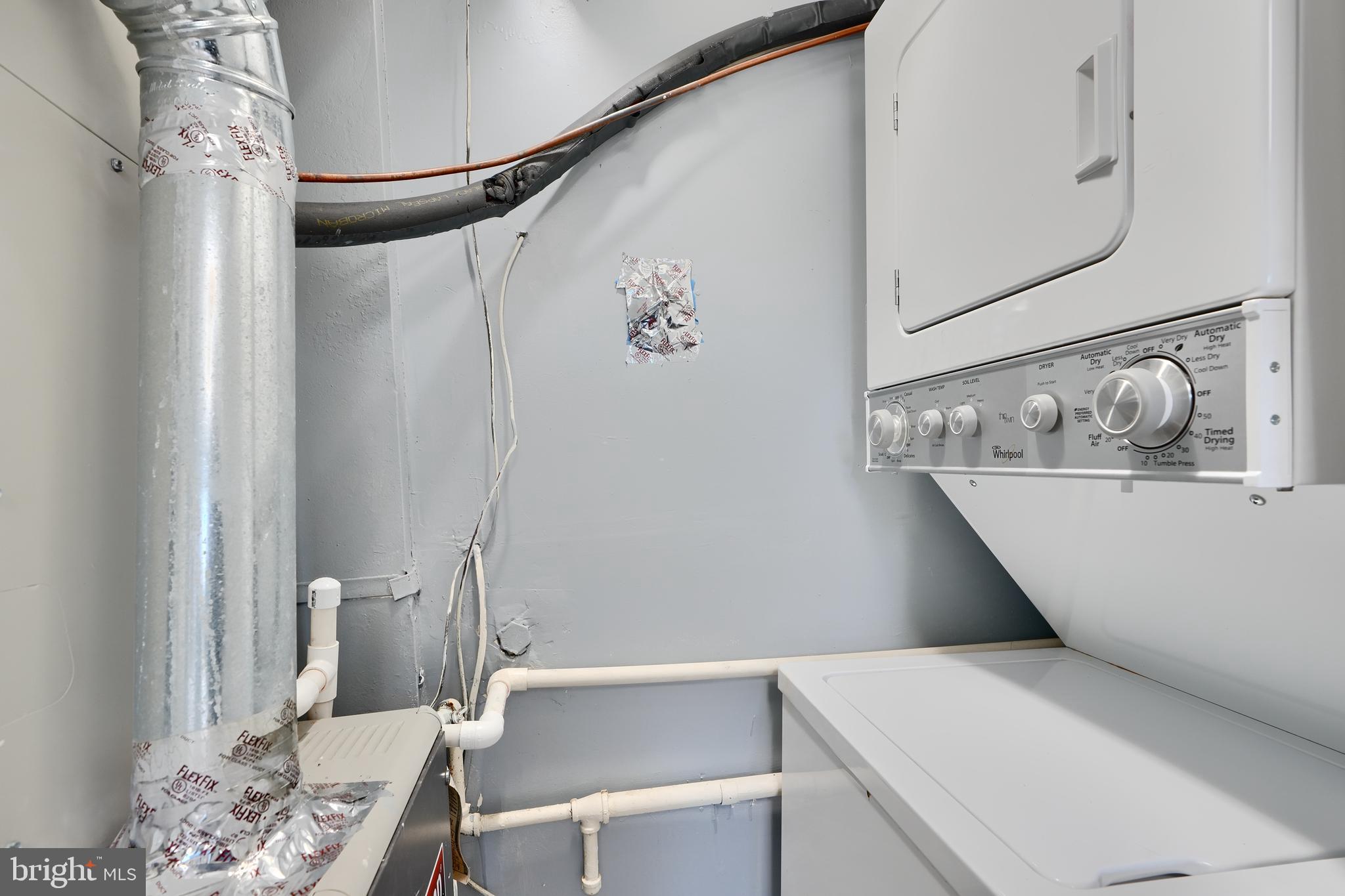 WINDMILL SQUARE - Residential