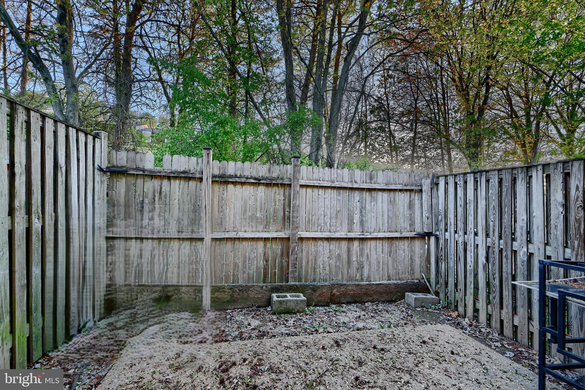 WINDMILL SQUARE - Residential