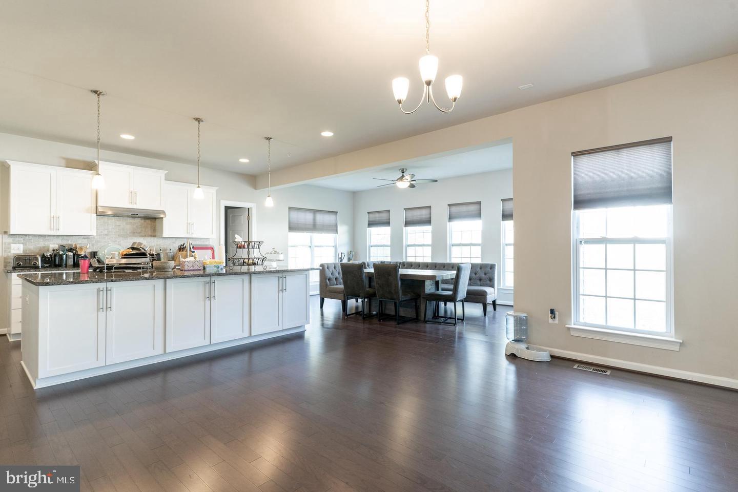 VILLAGES OF SAVANNAH - Residential Lease