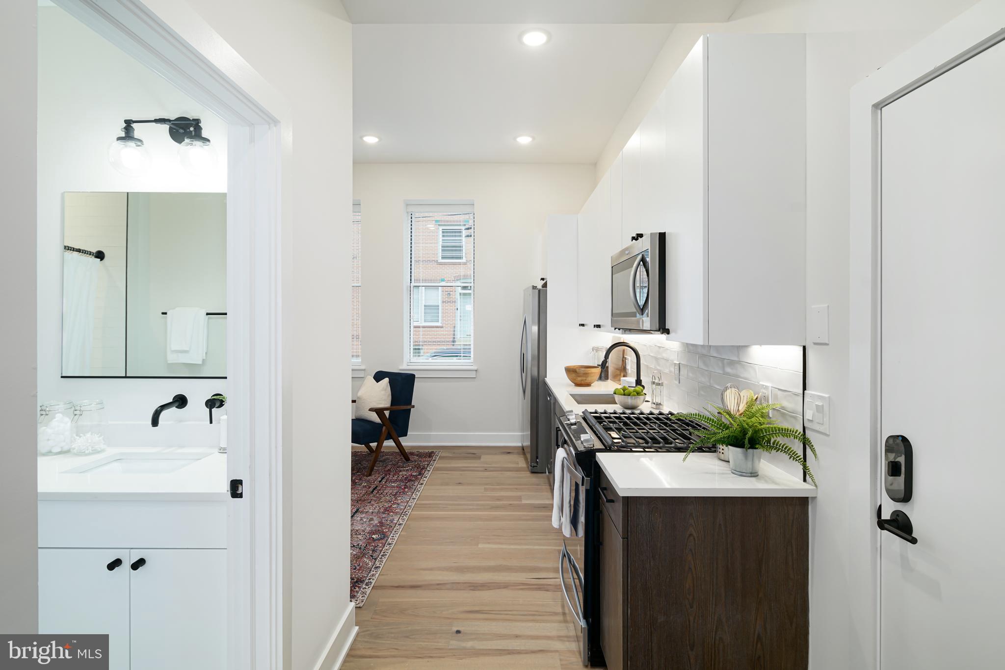 FAIRMOUNT - Residential Lease