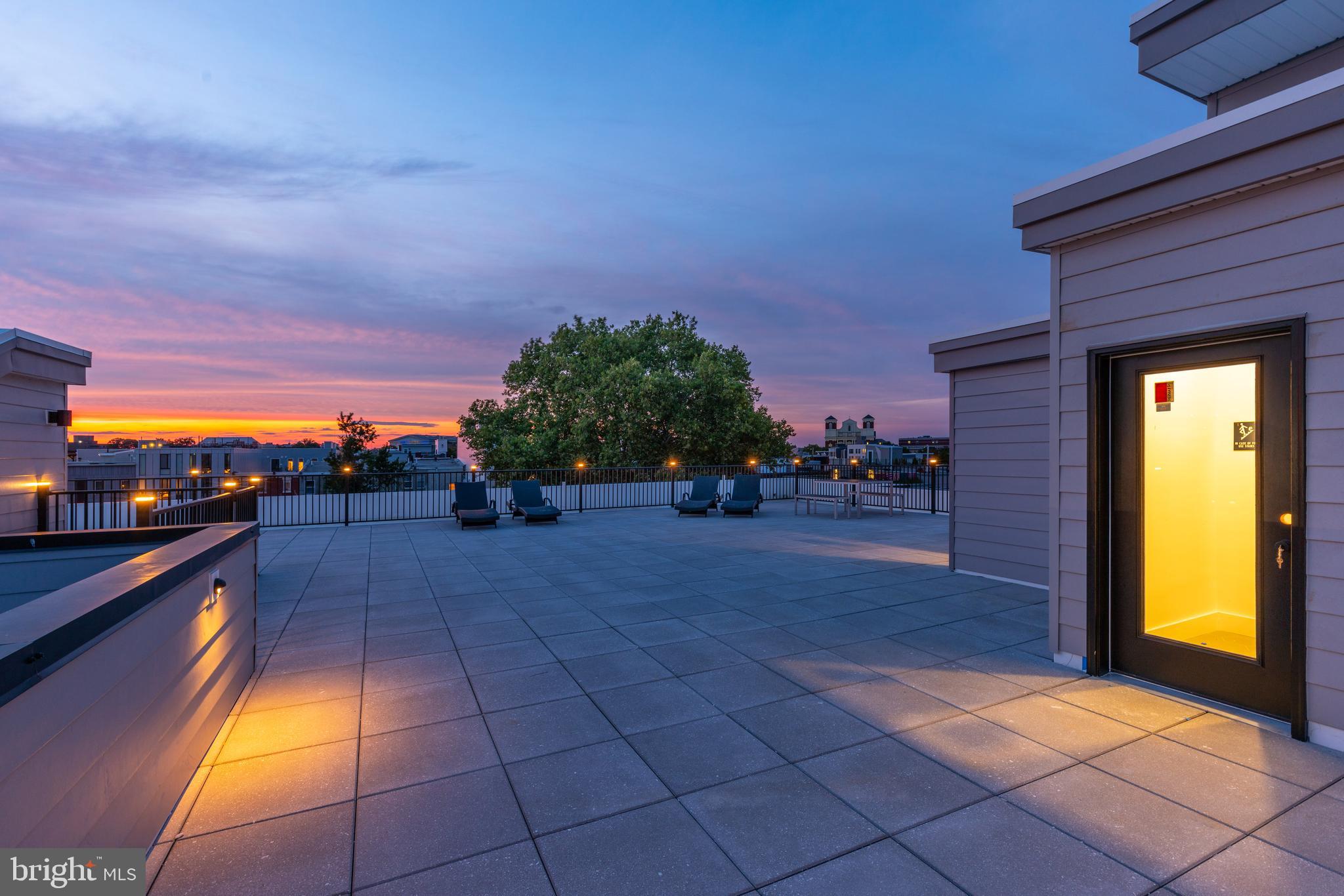 FAIRMOUNT - Residential Lease