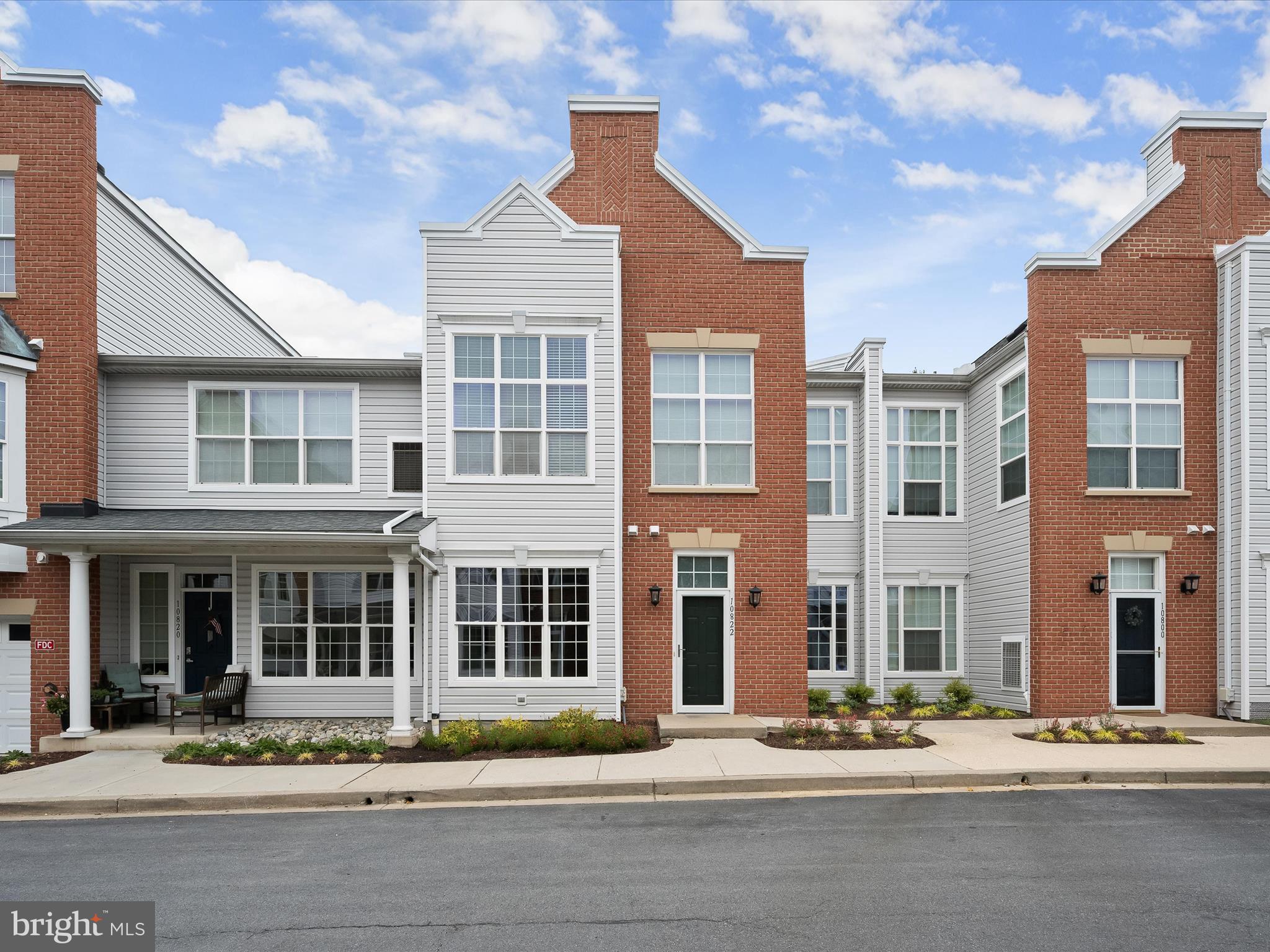 TOWN CENTER - Residential