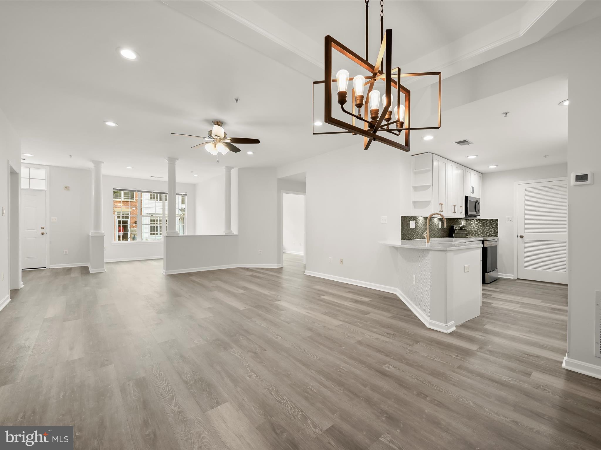 TOWN CENTER - Residential