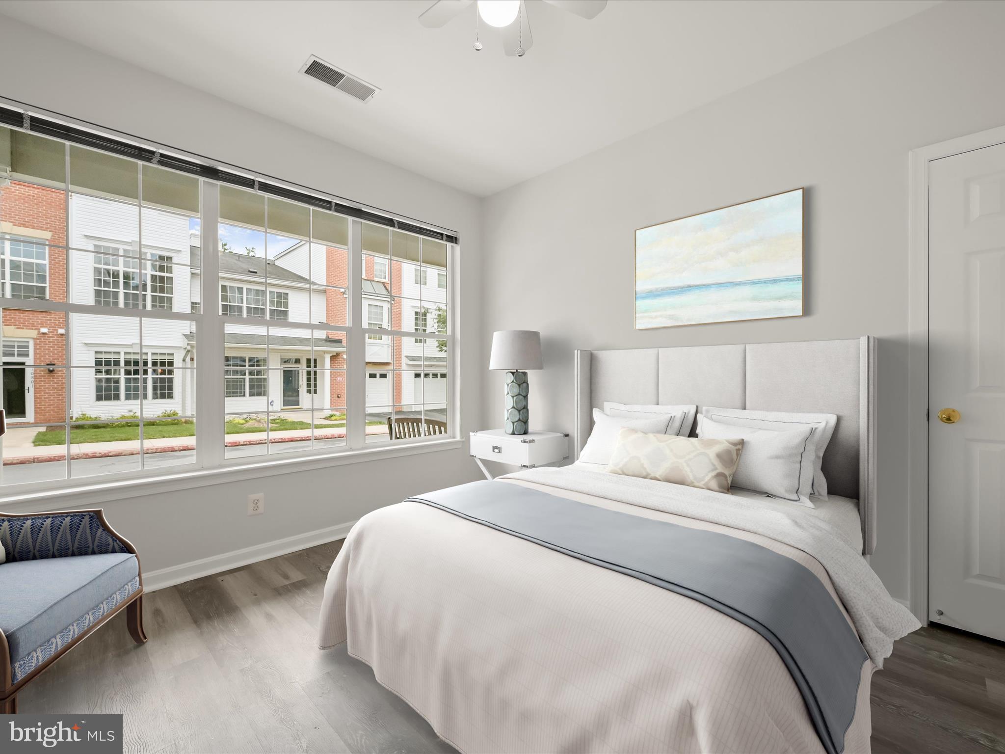 TOWN CENTER - Residential