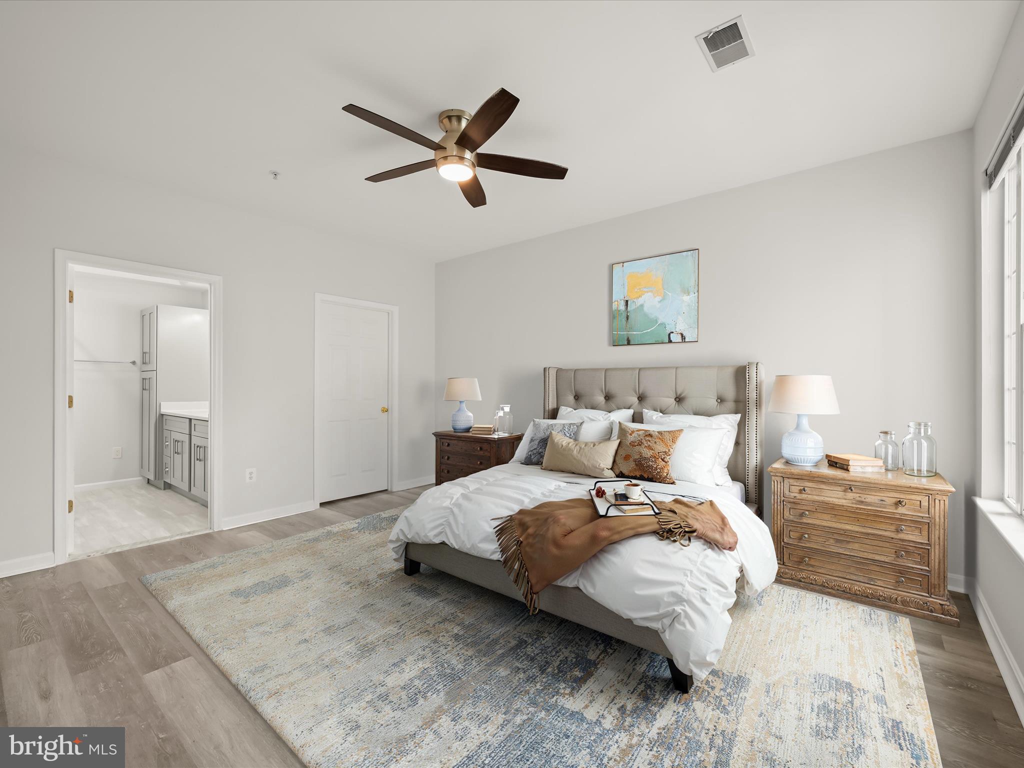 TOWN CENTER - Residential