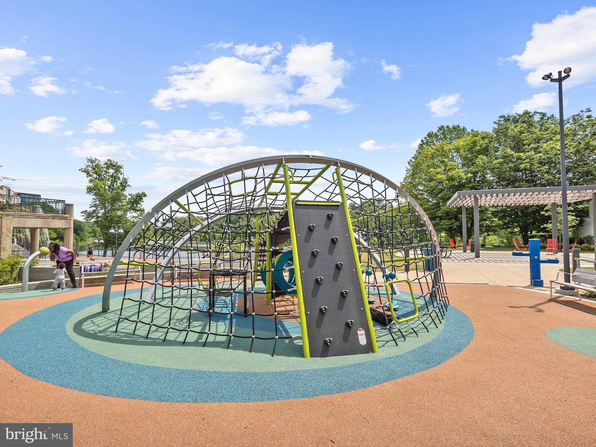 TOWN CENTER - Residential