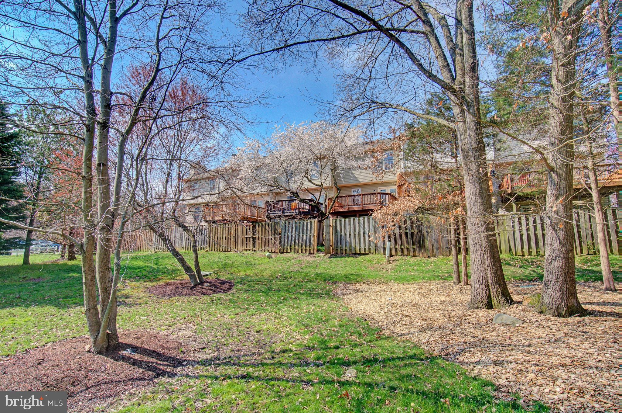 PARADISE - Residential