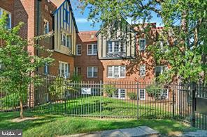 PETWORTH - Residential