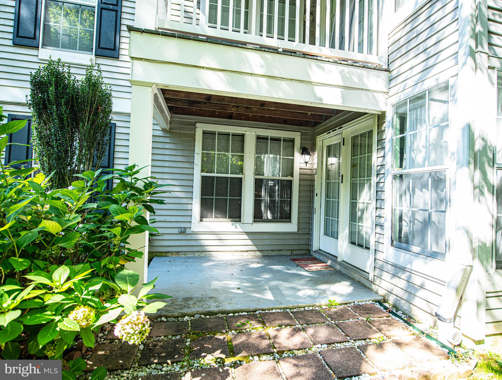 WOODBRIDGE CENTER - Residential