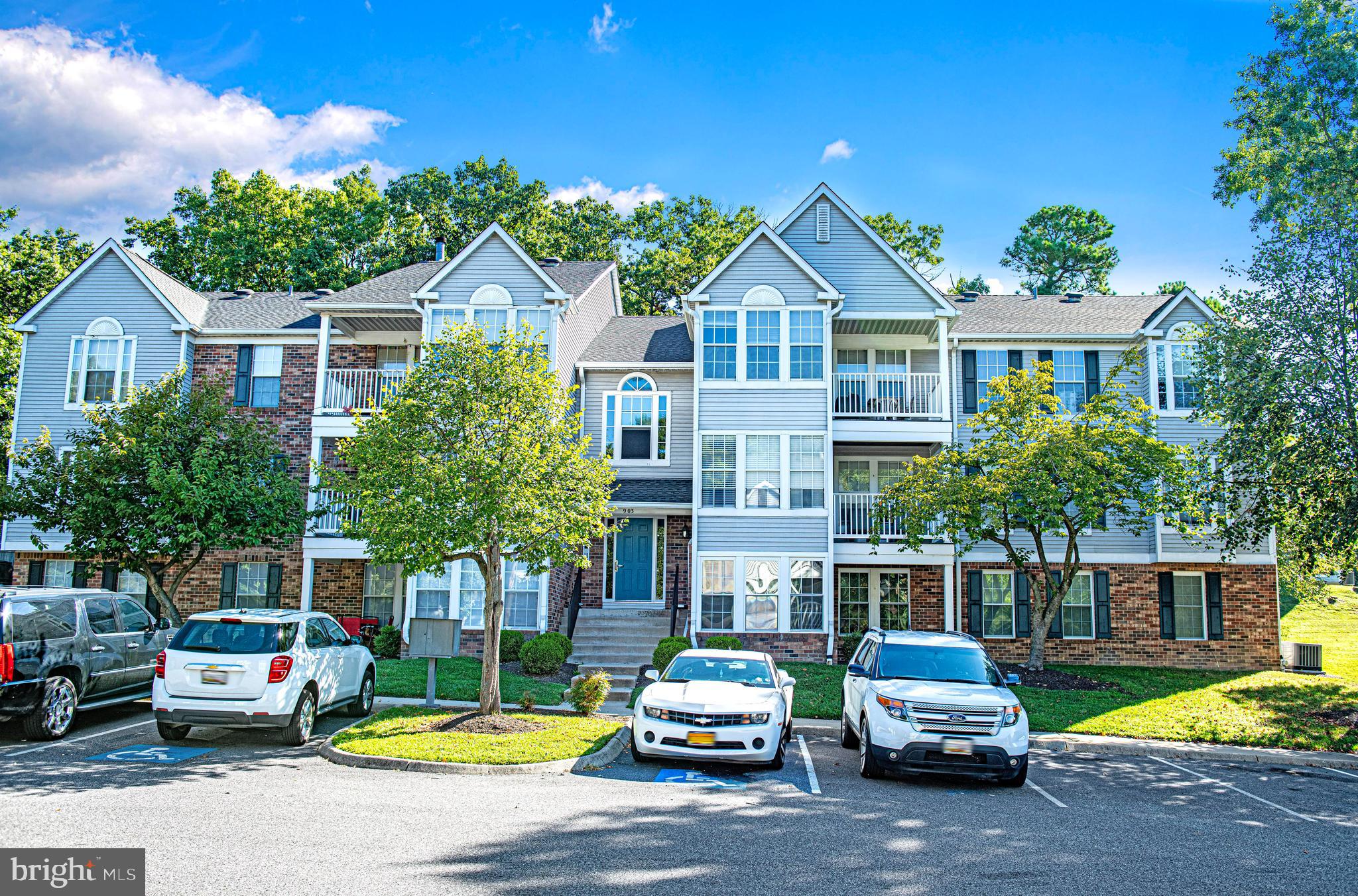 WOODBRIDGE CENTER - Residential