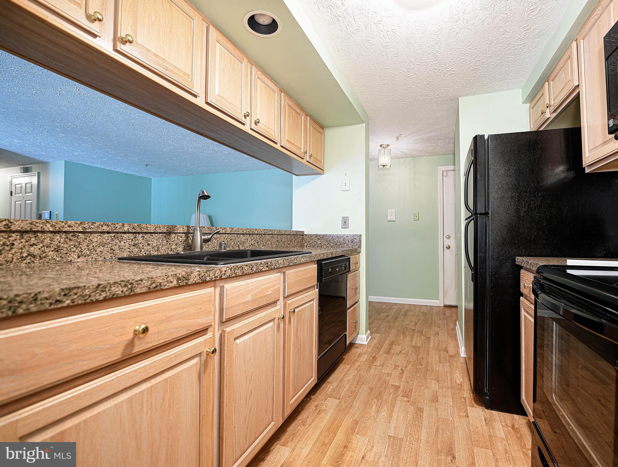 WOODBRIDGE CENTER - Residential