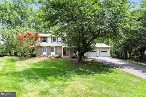 907 Cantle Lane, Great Falls, VA 22066 - #: VAFX2330568