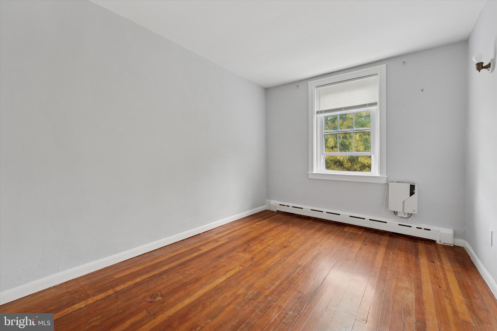 CHESTNUT HILL - Residential Lease