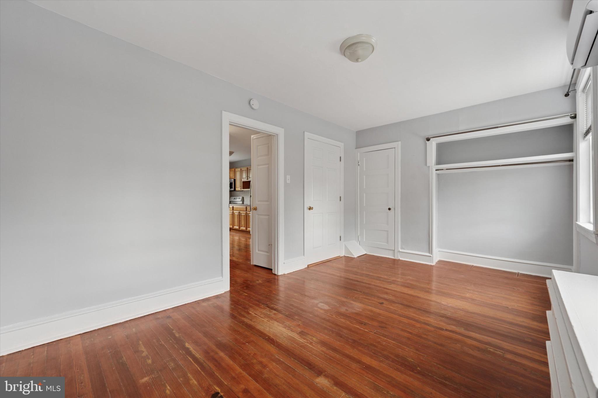 CHESTNUT HILL - Residential Lease