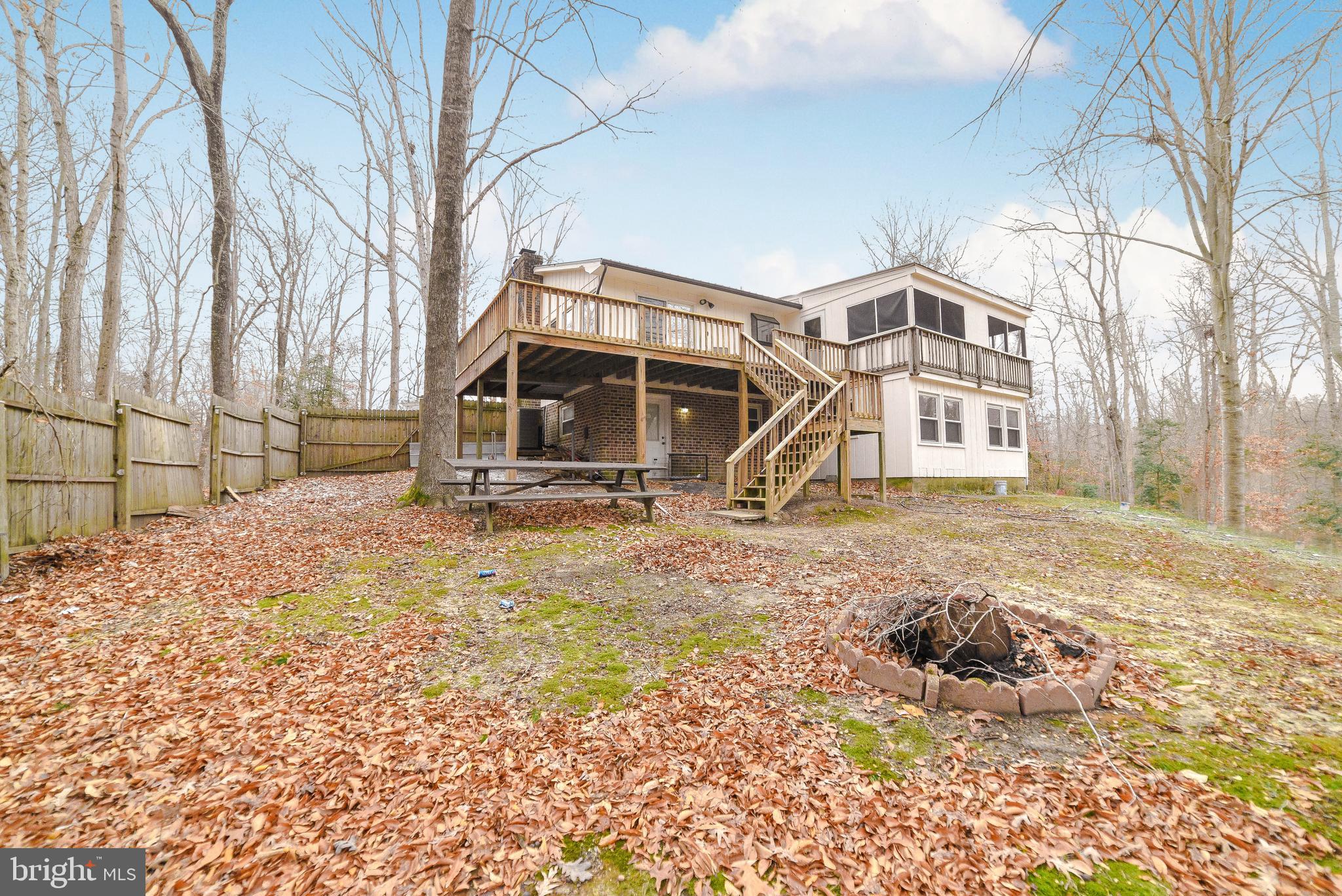 GILLENS GROVE - Residential