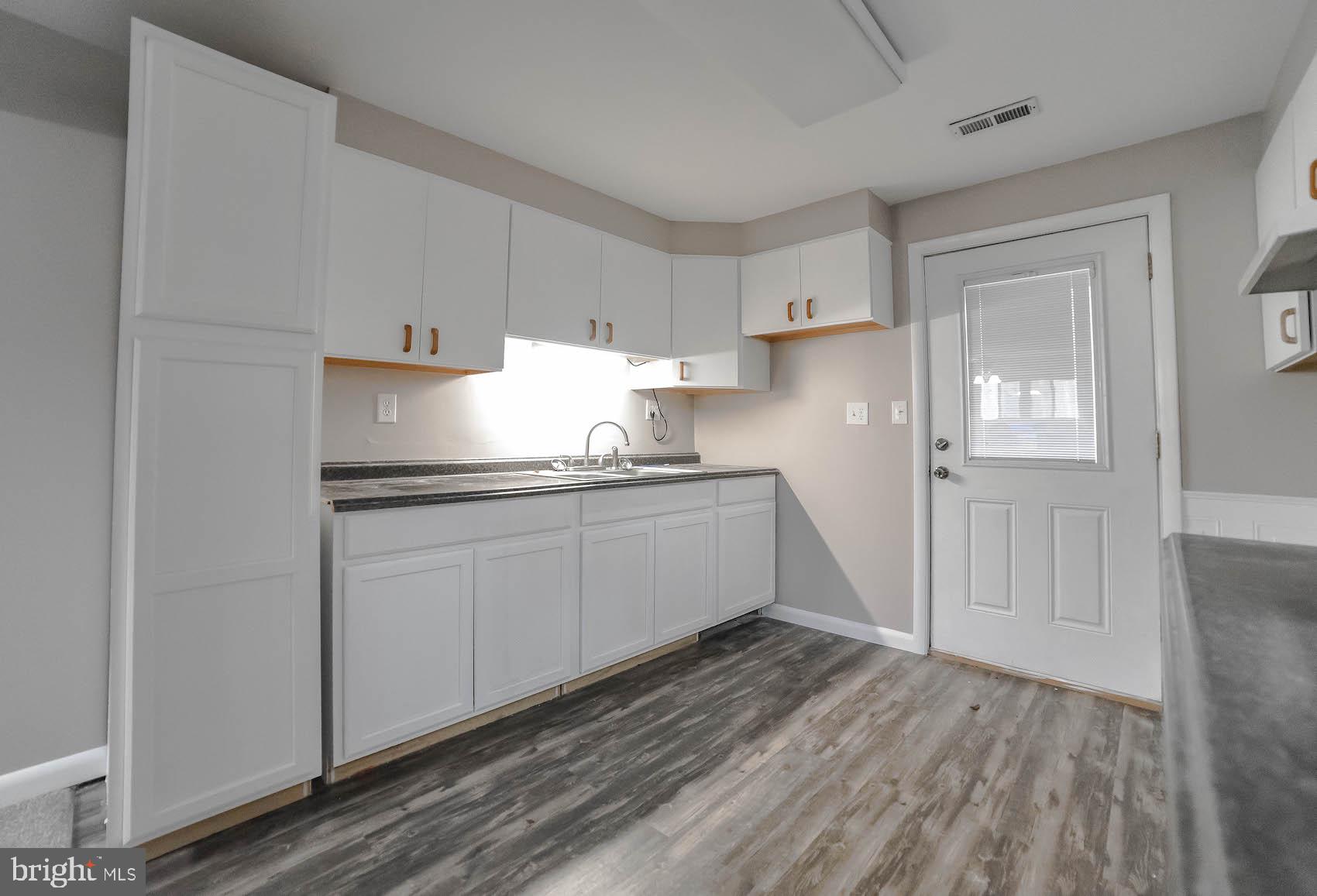 GILLENS GROVE - Residential