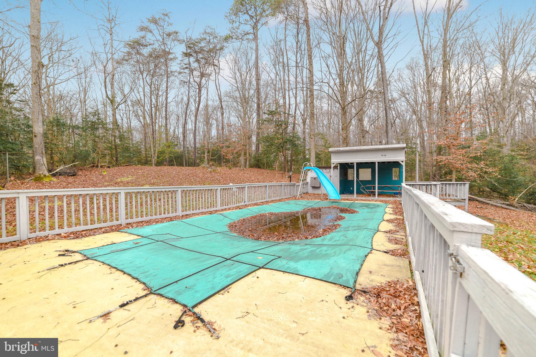 GILLENS GROVE - Residential