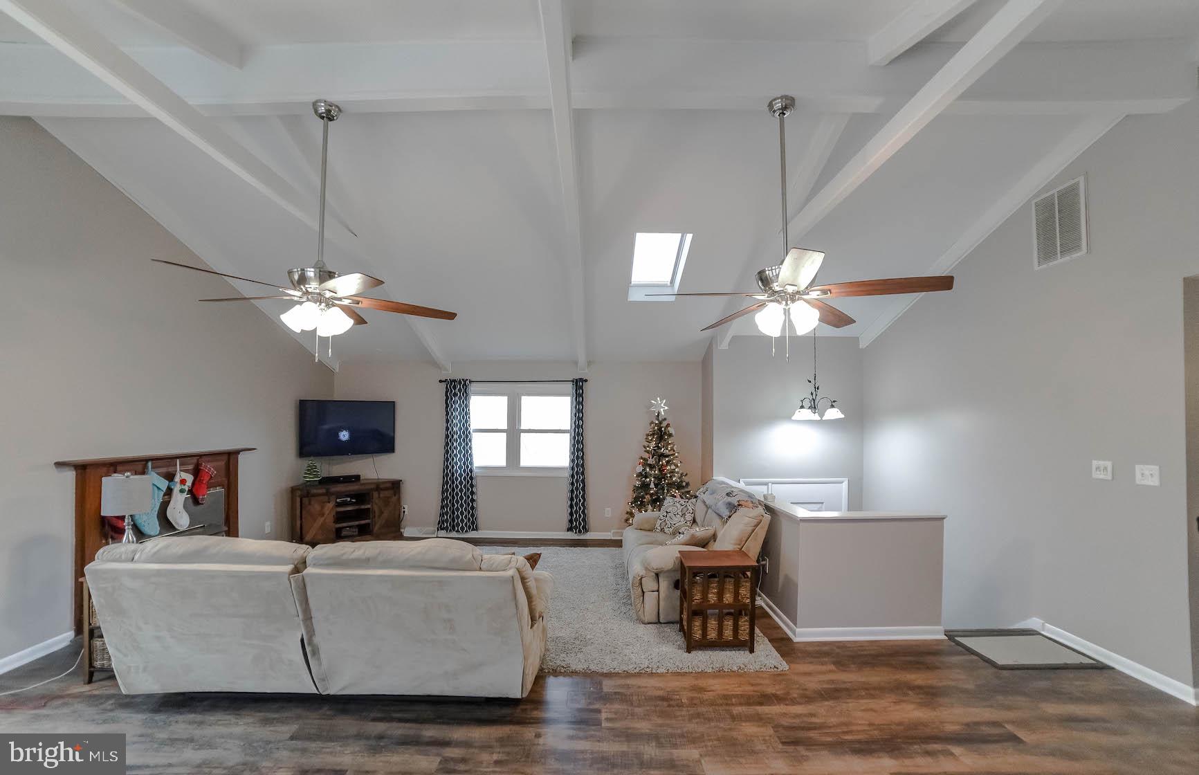 GILLENS GROVE - Residential