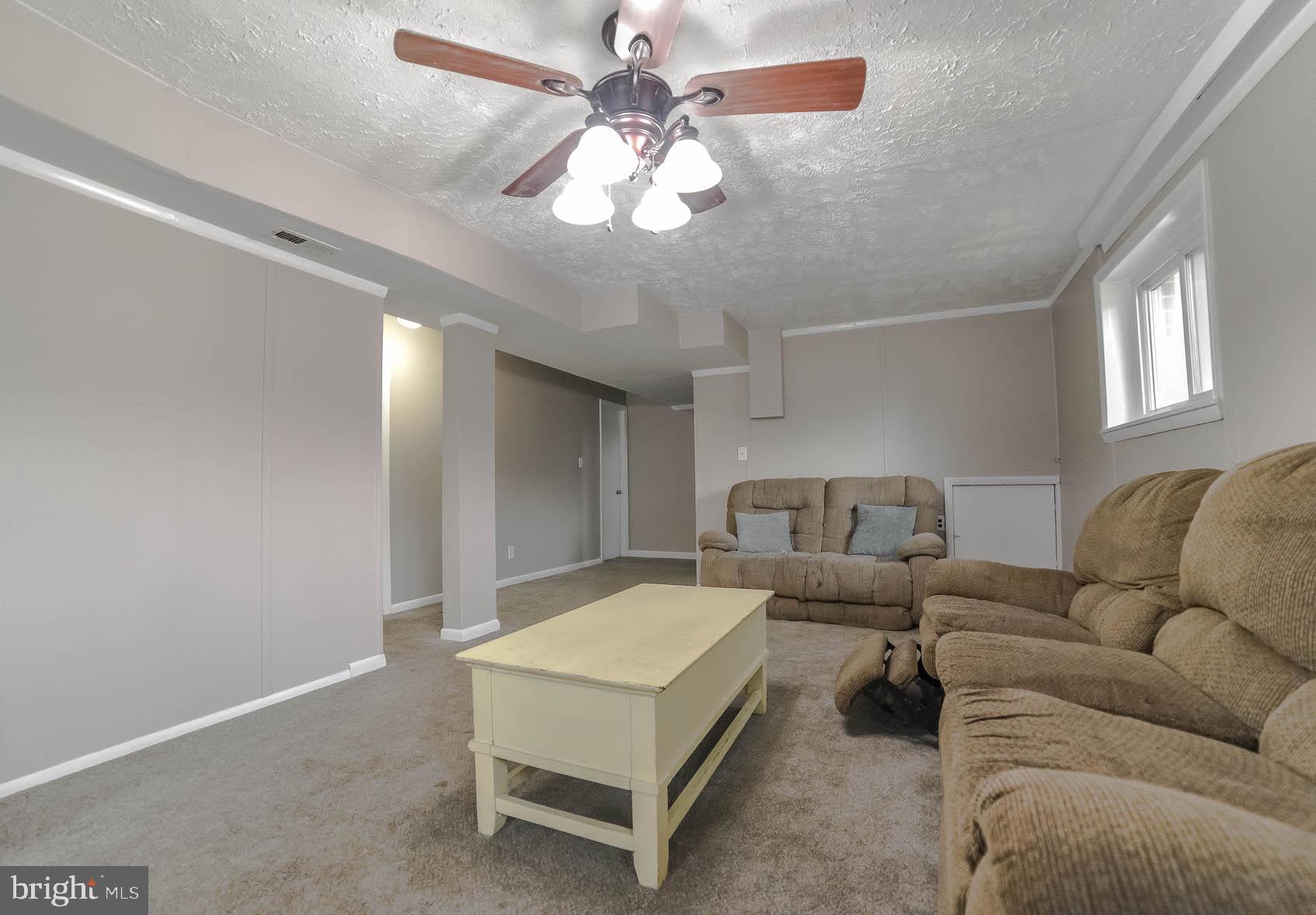 GILLENS GROVE - Residential