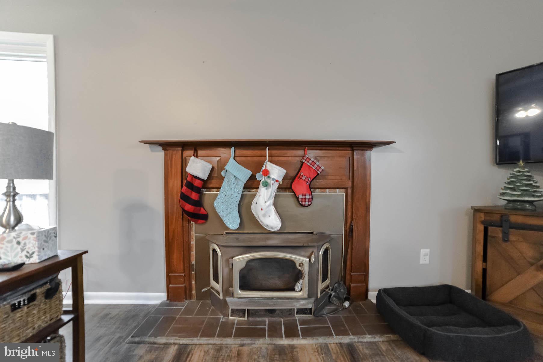 GILLENS GROVE - Residential