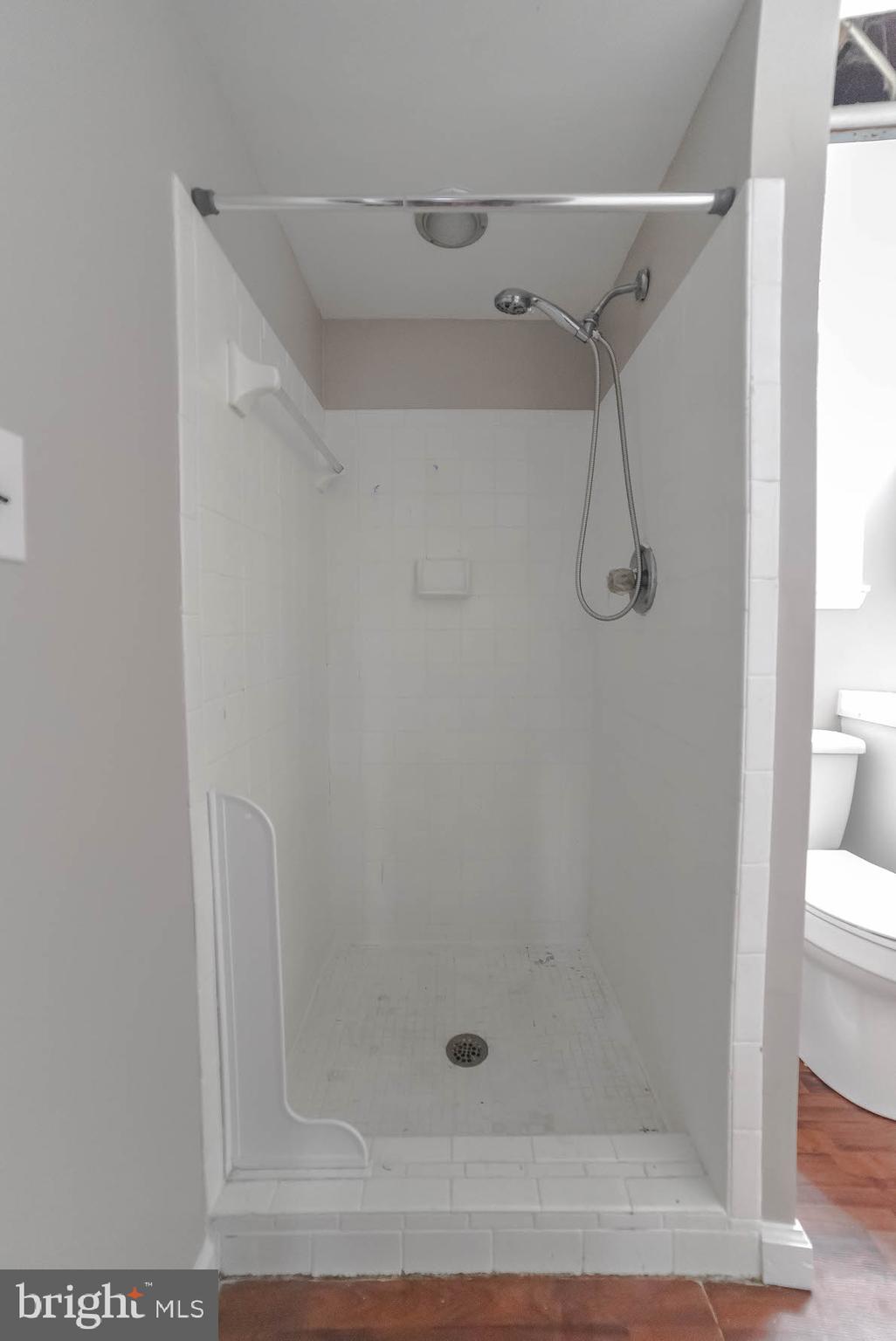 GILLENS GROVE - Residential