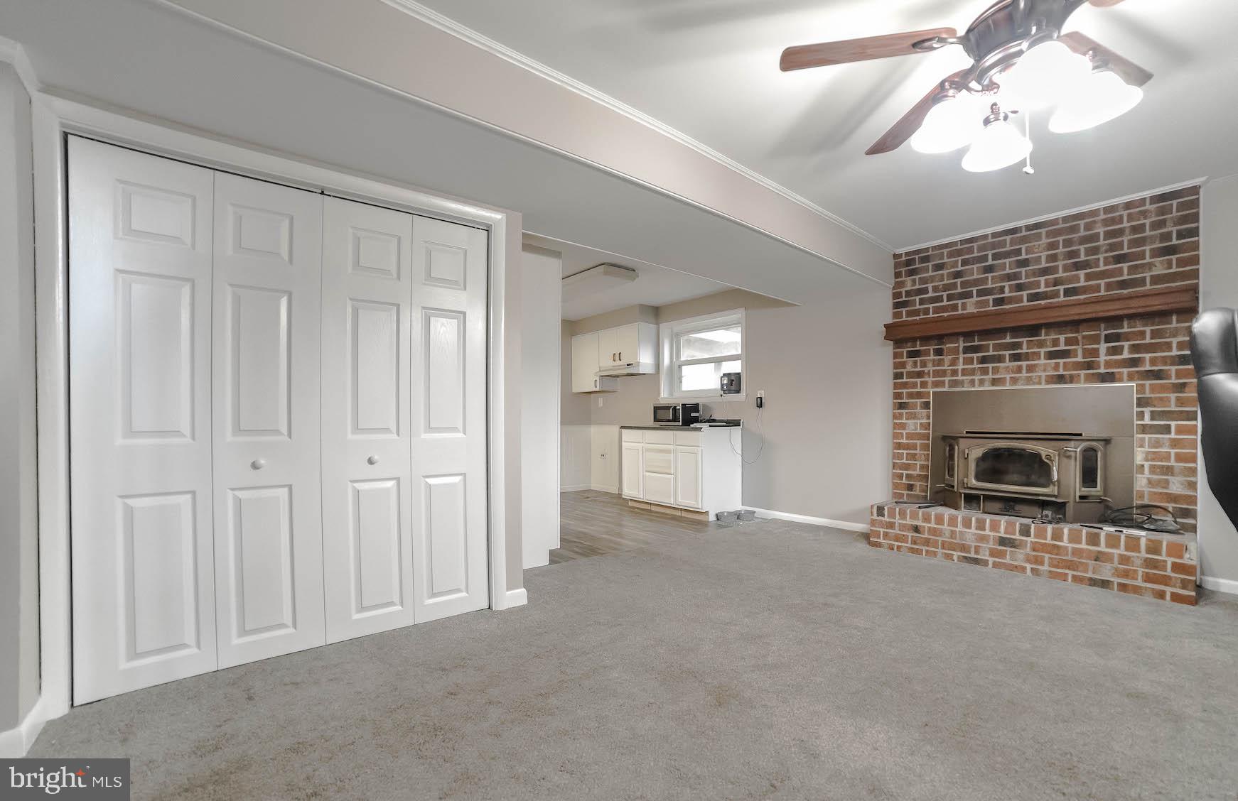 GILLENS GROVE - Residential