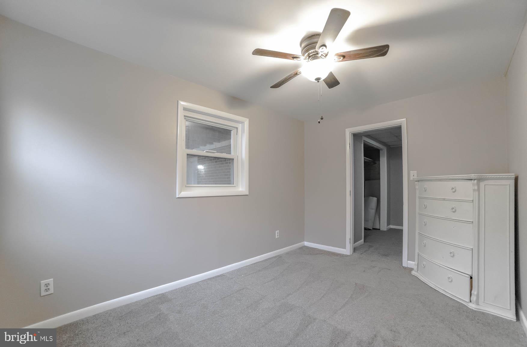 GILLENS GROVE - Residential