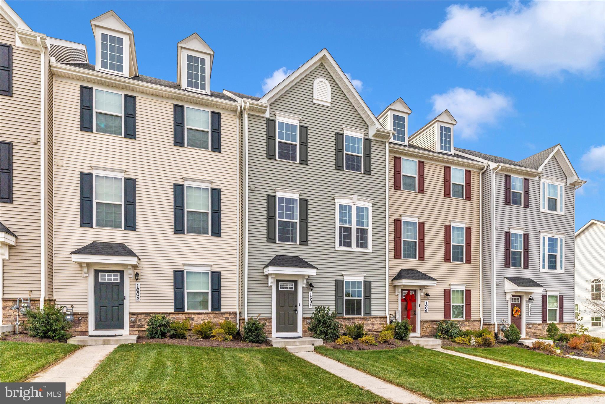 WEST PARK VILLAGE - Residential