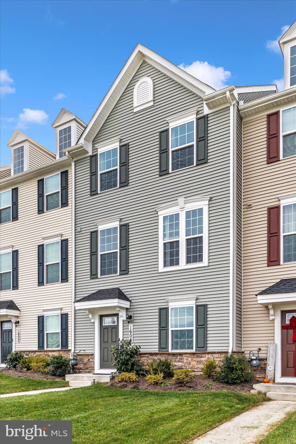 WEST PARK VILLAGE - Residential