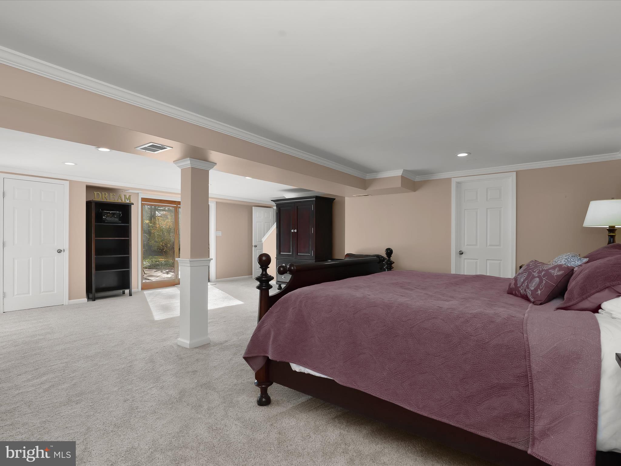 BEAVERBROOK - Residential