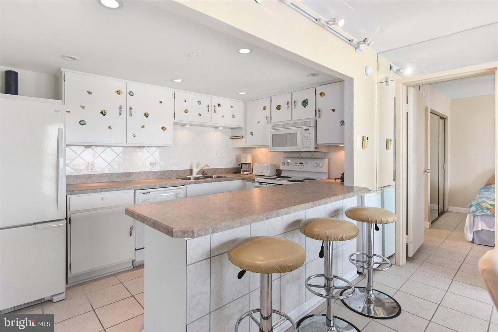 9400 COASTAL HIGHWAY 2103