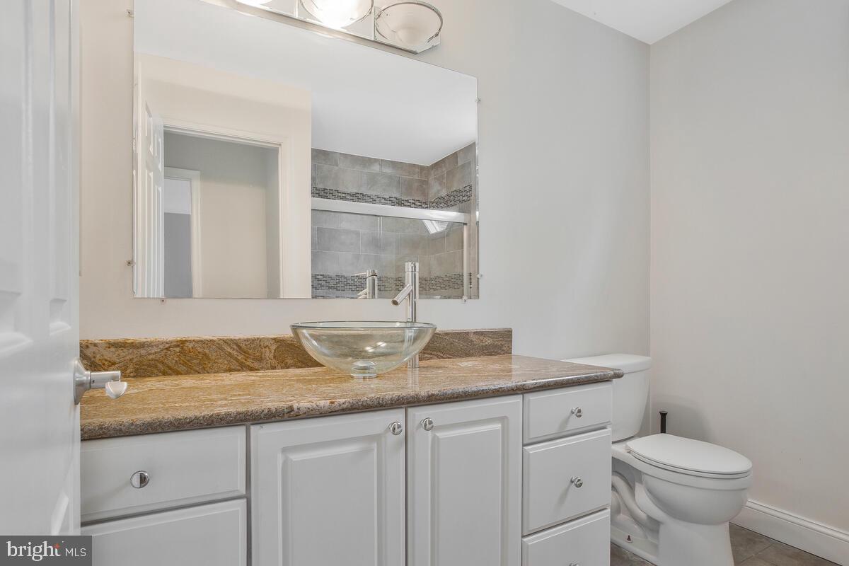 ANNAPOLIS LANDING - Residential