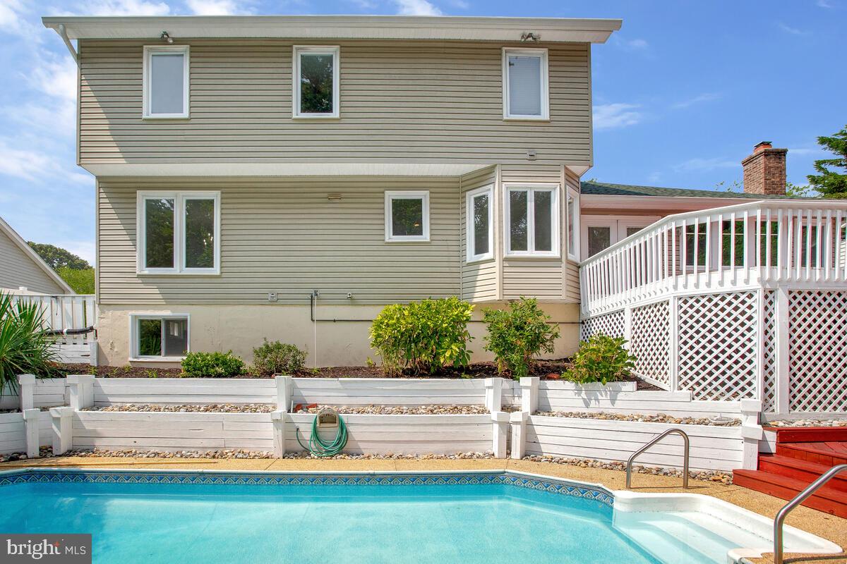 ANNAPOLIS LANDING - Residential