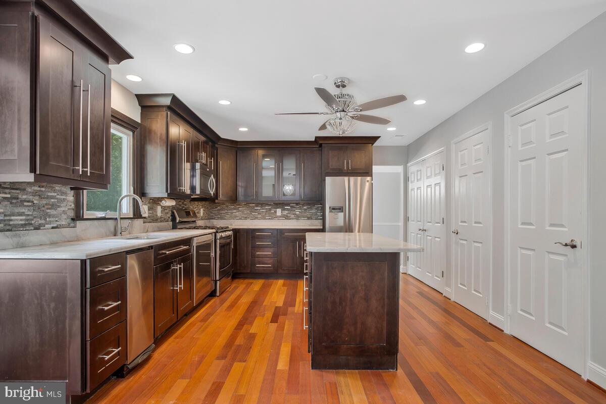 ANNAPOLIS LANDING - Residential