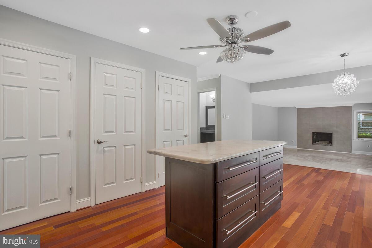 ANNAPOLIS LANDING - Residential