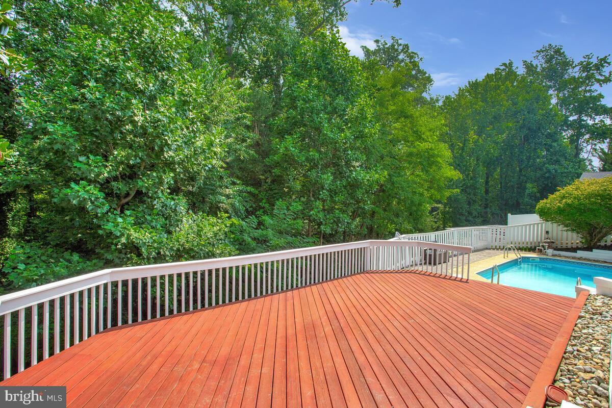 ANNAPOLIS LANDING - Residential