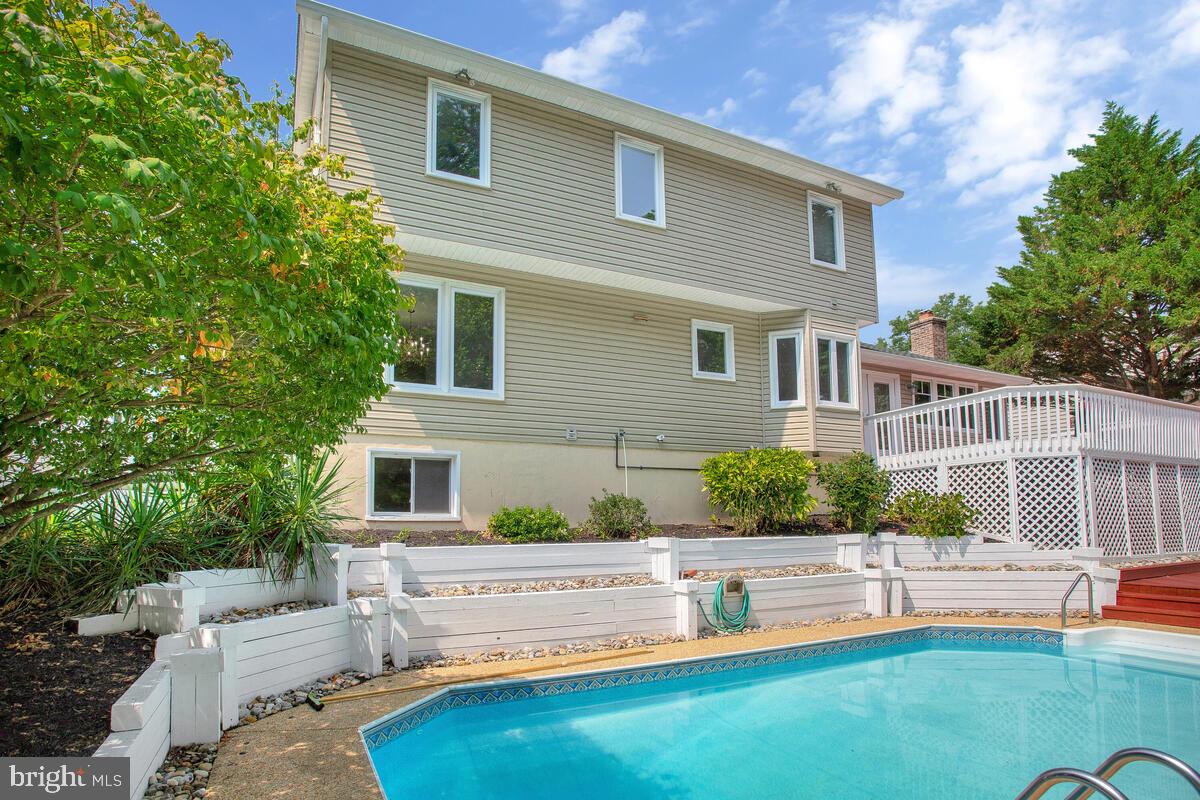 ANNAPOLIS LANDING - Residential