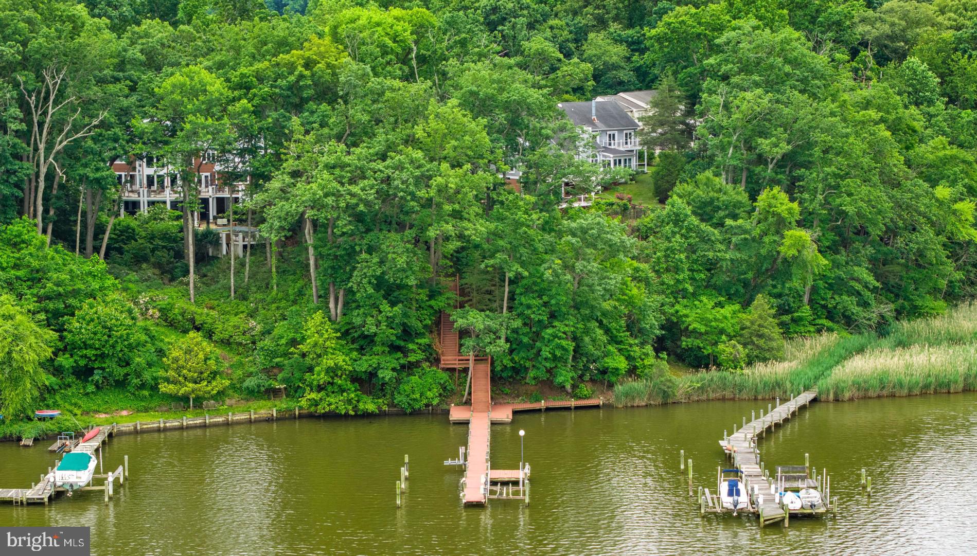 PORT ISLE - Residential